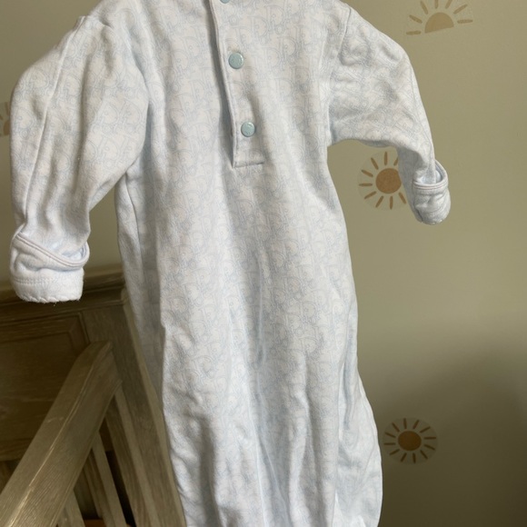 Baby Dior Gown - Picture 4 of 7